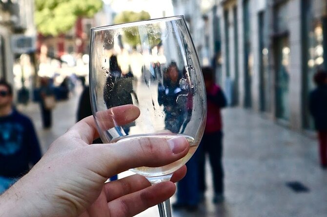 Lisbon Food Tour with 10+ Tastings of Local Delicacies & Wines - Best-loved guide style: why names like Marta and Vanda keep showing up