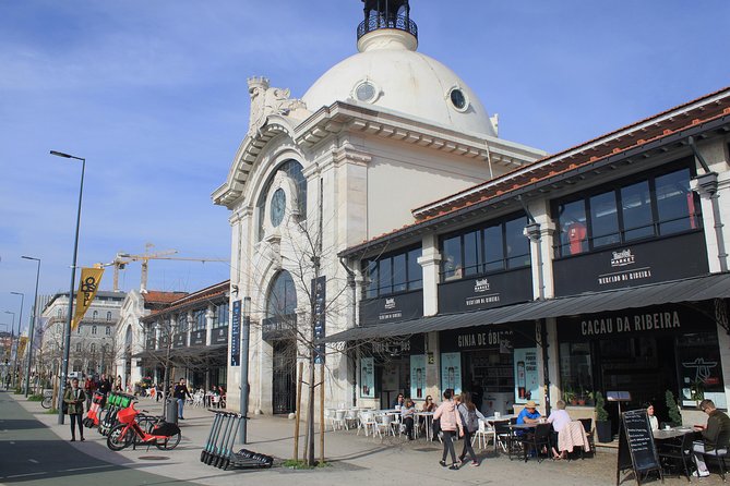 Lisbon Food Walking Tour - Praca do Comercio (Terreiro do Paco): Downtown Glamour in One Stop