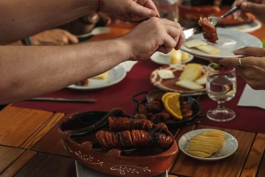 Lisbon: Food & Wine Walking Tour Through Baixa - Key things I’d look for before booking