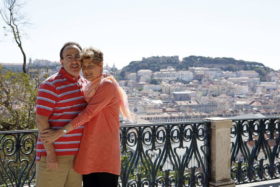 Lisbon: Full-Day City Tour with Cable Car Ride - Sé de Lisboa and São Jorge Castle: medieval Lisbon in living 3D