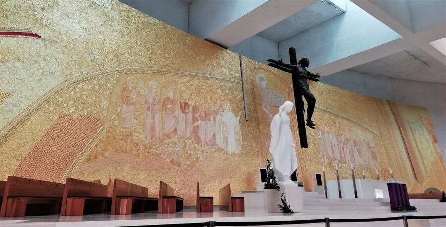 Lisbon: Full-Day Private Guided Tour to Fátima - The Chapel of the Apparitions: your first stop sets the tone