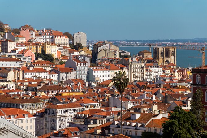 Lisbon Full Day Private Tour - Castelo de São Jorge: One Hour for Walls, Views, and Context