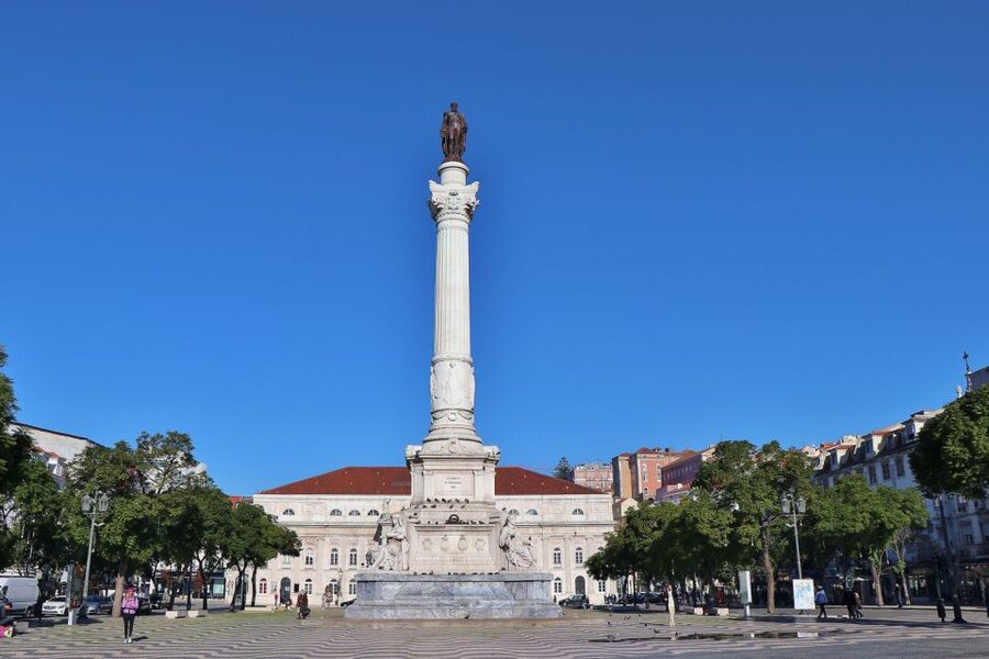 Lisbon: Full-Day Private Walking Sightseeing Tour - São Jorge Castle with fast-pass ticket buying (and a smart choice)