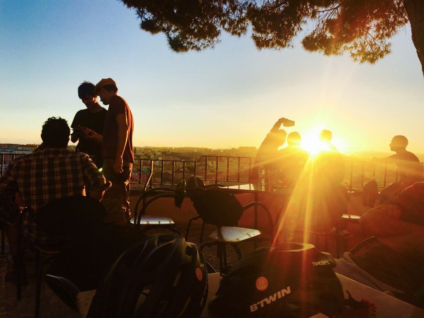 Lisbon: Guided Nighttime Electric Bike Tour - Quick Hits Before You Go