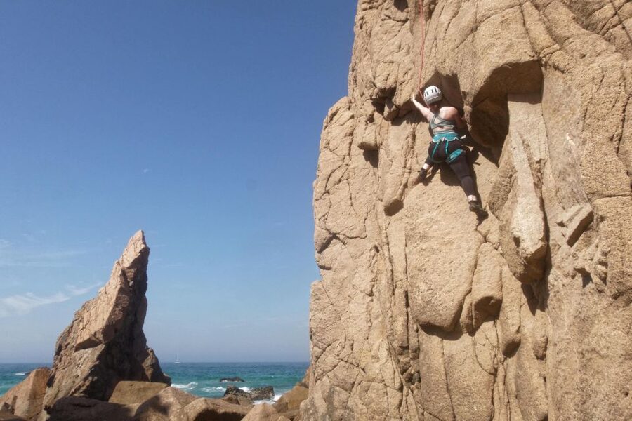 Lisbon: Guided Rock Climbing Trip - From Lisbon Pickup to Climbing on Real Rock