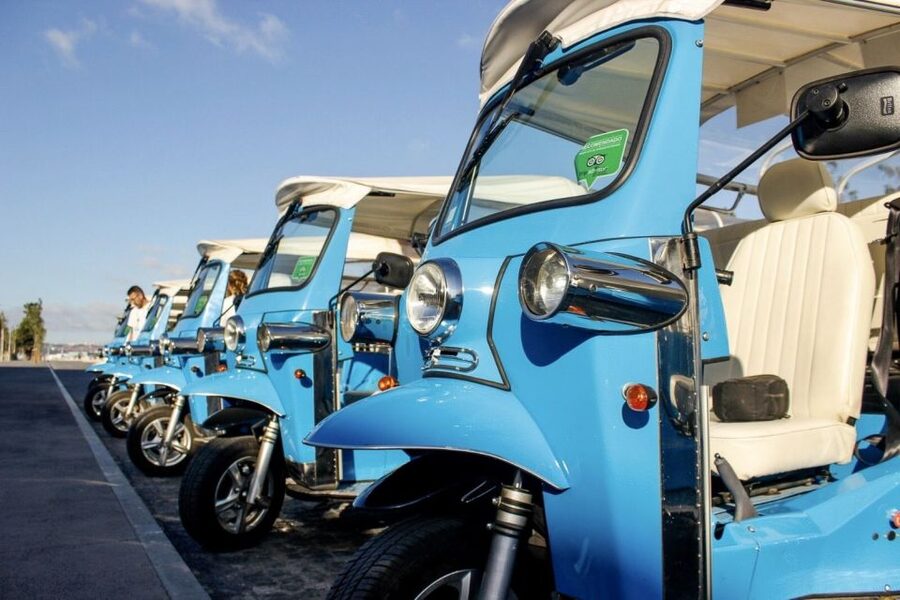 Lisbon Guided Tuk Tuk Tour: The City by the River - Key things to know before you ride