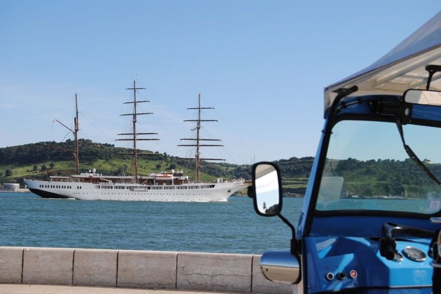 Lisbon Guided Tuk Tuk Tour: The City by the River - Praça do Comércio and the 1755 Earthquake Story in Real Terms