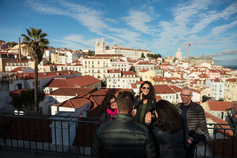 Lisbon: Half-Day Private Guided Tuk-Tuk Tour - The food and drink stops: a sweet finish that feels local