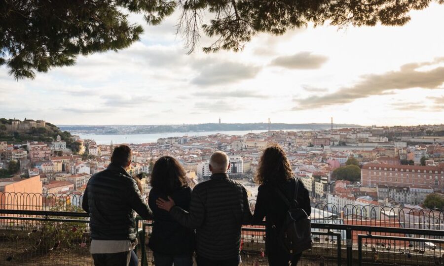 Lisbon: Half-Day Private Guided Tuk-Tuk Tour - Should you book the Lisbon half-day private tuk-tuk tour?