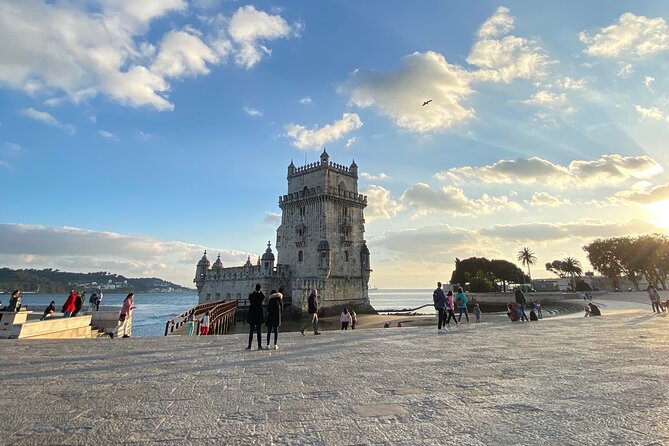 Lisbon Half Day Tour: Alfama & Belém by Tuk Tuk (Always Private) - Start at Hard Rock Cafe: the route sets your brain in order fast