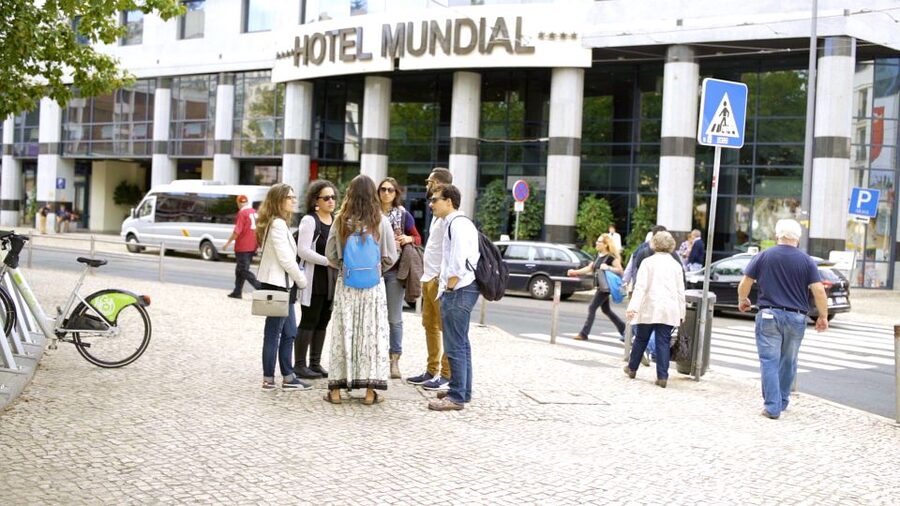 Lisbon Hidden Gems Walk: Traditions, Lunch & Ferry Ride - Baixa and Chiado: A Beer Stop and Viewpoints That Don’t Require Lines
