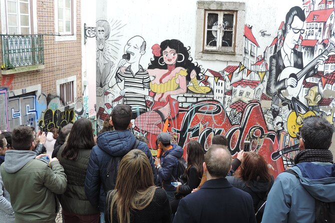 Lisbon Highlights Guided Walking Tour - Municipal Square and the end of monarchy: power, not just scenery