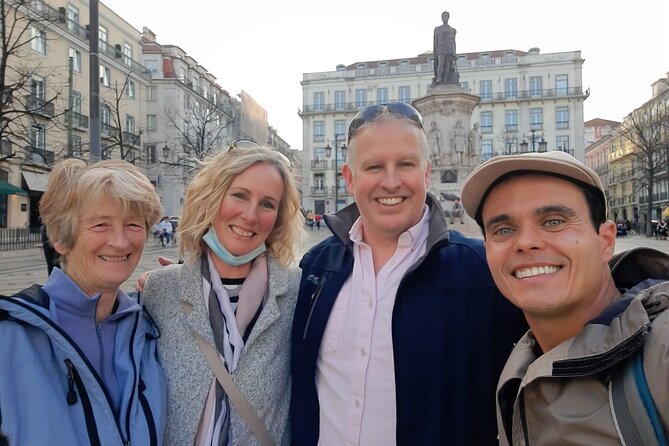 Lisbon Highlights Guided Walking Tour - The start at Praça do Comércio: Lisbon’s big reset button