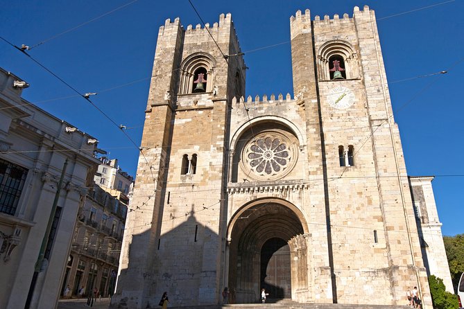 Lisbon Highlights - Private Tour with Van and Local Guide - Price and Value: What You’re Paying For (and Why It Can Be Worth It)