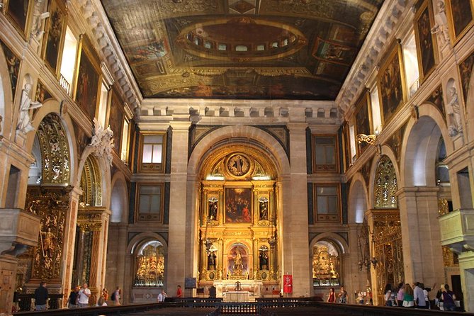 Lisbon Highlights Walking Tour - Chiado: Literature-Era Streets and a Shopping-Story