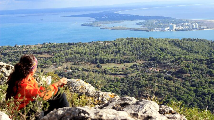 Lisbon: Hiking in Arrábida Natural Park - The Views of Arrábida Mountain: Where the Sea Finally Shows Up