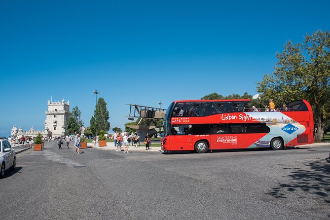Lisbon Hop On Hop Off Bus and Boat Tour - Blue Line for Ocean, Tiles, Aquariums, and Big Museums