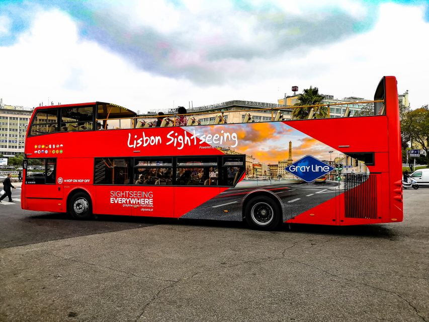 Lisbon: Hop-On Hop-Off Bus Tour - Alfama-style streets via the Castle Line: fado without the stress
