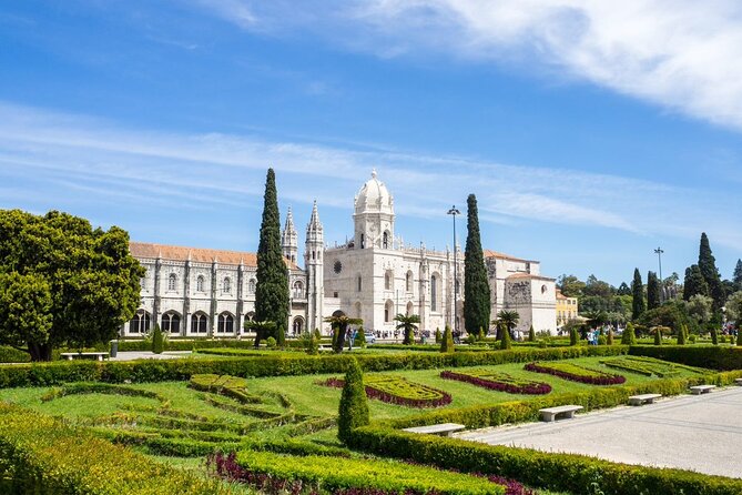 Lisbon Hop-On Hop-Off Bus Tour and River Cruise - Belém and the riverfront loop: monasteries, towers, tiles, and viewpoints