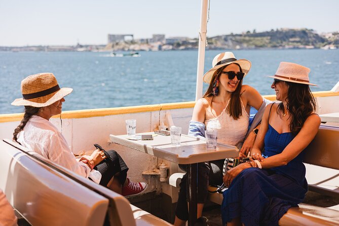 Lisbon Hop-On Hop-Off Bus, Tram Tour, River Cruise for 72/96Hour - Stop-finding, wait times, and when to switch tactics