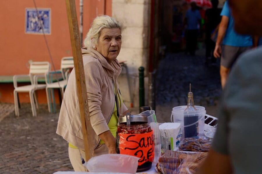 Lisbon Impressions - Walking Tour - Small Group - Starting at Praça do Comércio: your orientation point