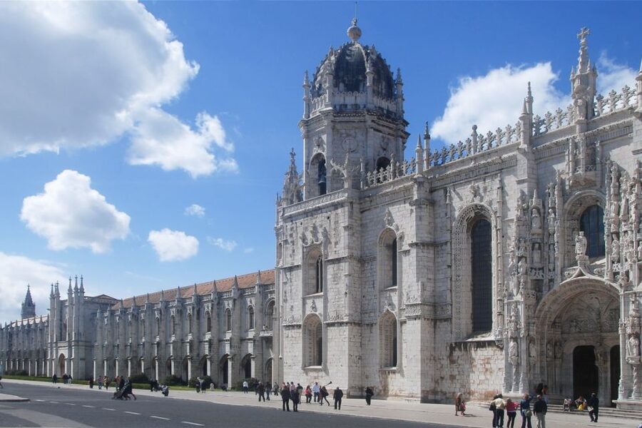 Lisbon in One Day: Full-Day Minivan Historic Tour - A Minivan Day That Gives You Lisbon’s Big Picture Fast