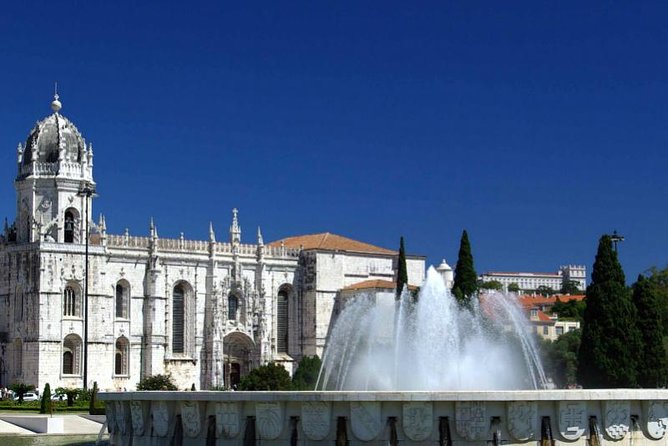 Lisbon in One Day Historic Small-Group Tour - Lisbon Cathedral and Alfama: From 1147 to Crooked Cobblestones
