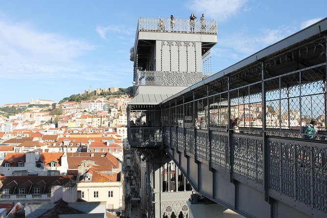 Lisbon in the eye of a Portuguese writer - Where the Walk Ends: Praça do Comércio and What to Do Next