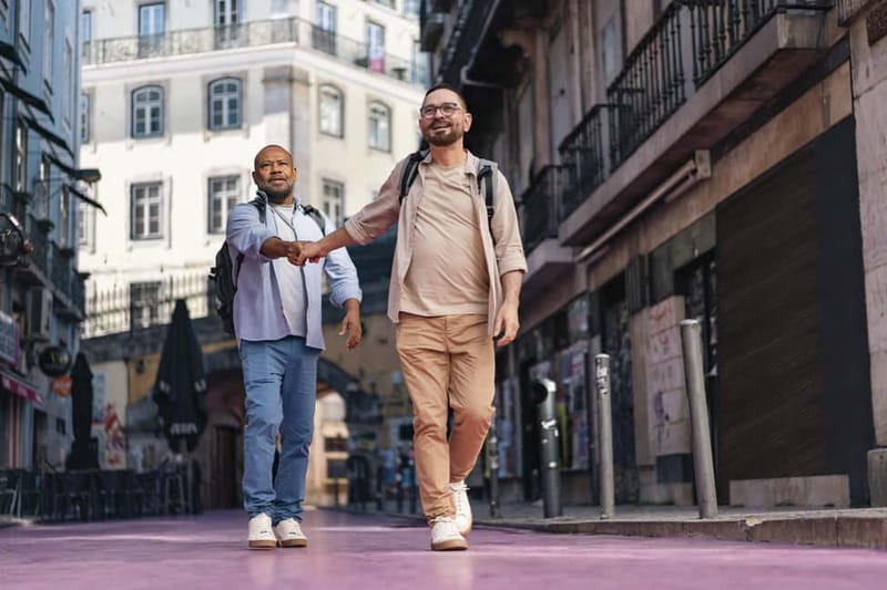 Lisbon: Instagram Hotspots Photoshoot - Stop 3: Santa Justa Lift for street level and big-view angles