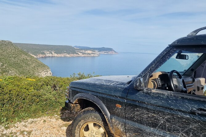 Lisbon: Jeep and Boat Adventure to Arrábida + Hotel Pick-Up - Wine tastings in the Azeitão area: included, but pick your pace