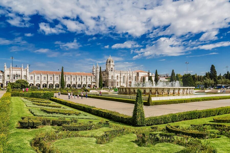 Lisbon: Jerónimos Monastery Entrance Ticket - Planning your timing with lines: practical tips that actually help