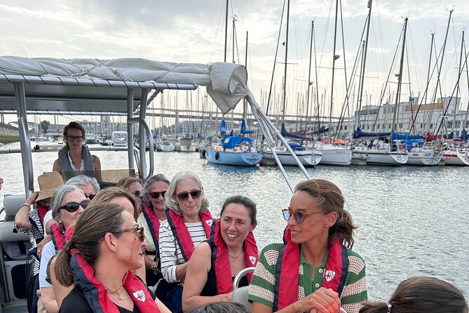 Lisbon Landmarks by Speedboat: Private 1-Hour Tour on the Tagus - 25 de Abril Bridge: why the “Golden Gate” comparison keeps coming up