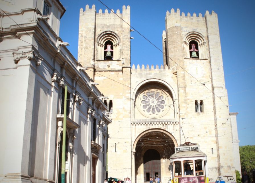 Lisbon: Lisbon Cathedral Entry Ticket - Who should book Sé de Lisboa entry and who shouldn’t