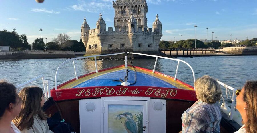 Lisbon: Live Guided Traditional Boat Sightseeing Cruise Tour - Key details to know before you go