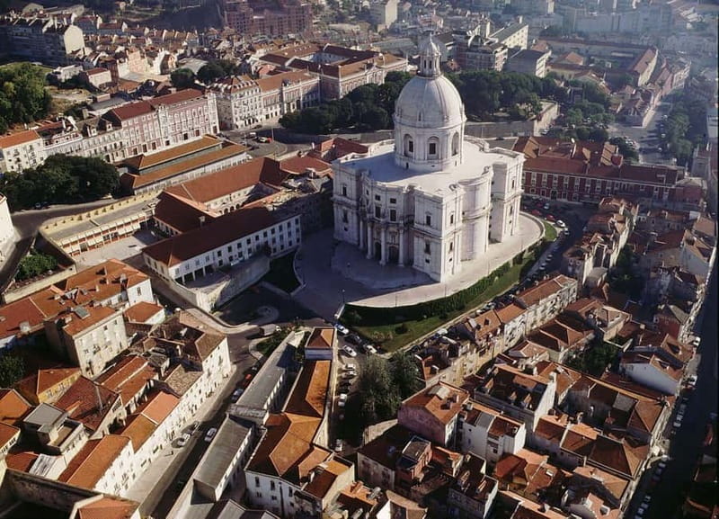 Lisbon: National Pantheon Entry Ticket - Walking through the nave: Baroque marble, dome, and real breathing room