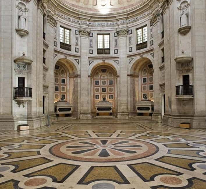 Lisbon: National Pantheon Entry Ticket - Arriving in Santa Clara: what to spot before you even enter
