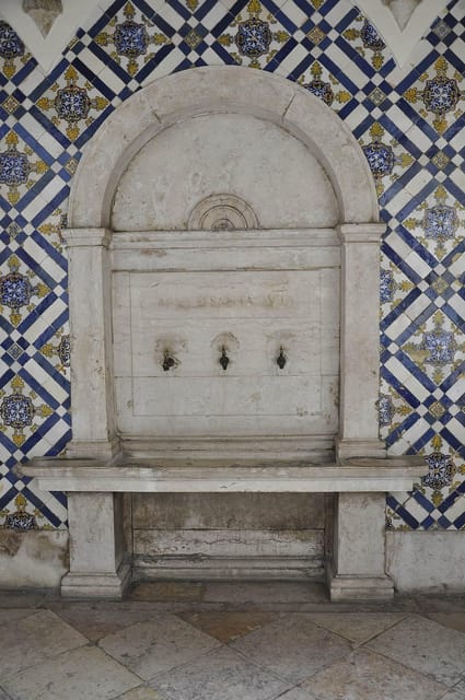 Lisbon: National Tile Museum E-Ticket & Audio Guide - Getting There, Queue Realities, and Handy On-Site Tips