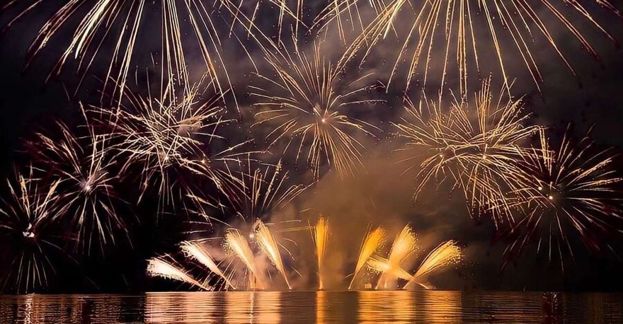 Lisbon: New Year’s Eve Fireworks Tagus River Sailing Cruise - Key things to know before you go