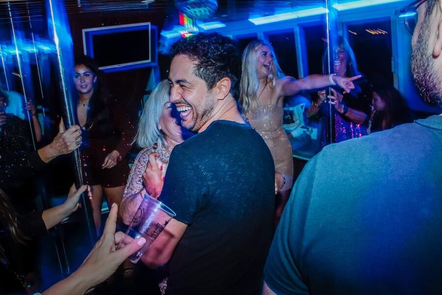 Lisbon: New Year's Eve with Live Dj Fireworks and Open Bar - The Bottom Line: Should You Book This Lisbon NYE Boat Party?