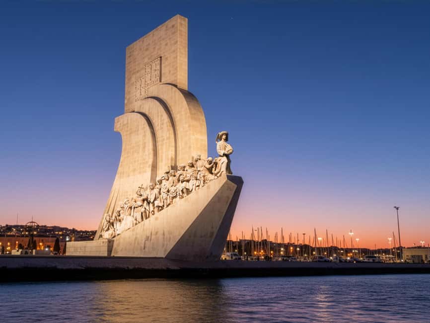 Lisbon Night Cruise: Illuminated Sights on the Tagus River - Getting On Board at Praça do Comércio (FRS Portugal) Without the Stress