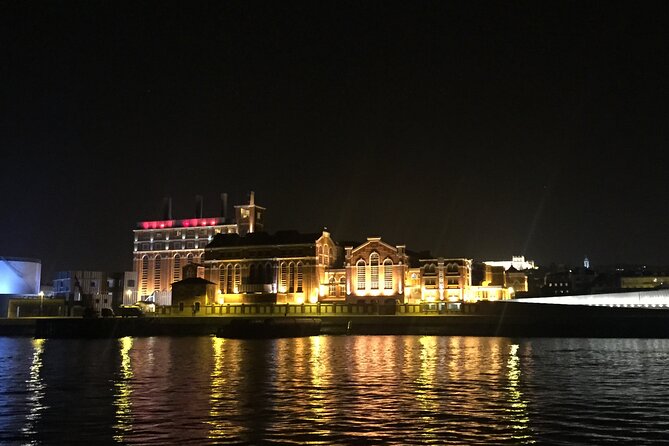 Lisbon Night Sailing Tour with a Drink- 2h Small Group Tour - What a 2-Hour Lisbon Night Sail Feels Like on the Tagus