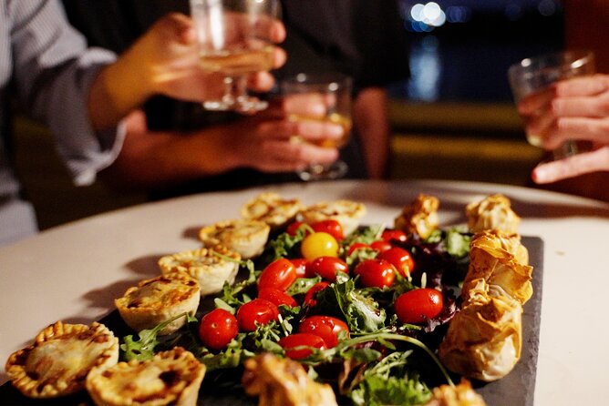 LISBON NIGHT TOUR in a Vintage Jeep with FOOD & DRINK TASTINGS - Pickup, onboard comfort, and the small perks that matter