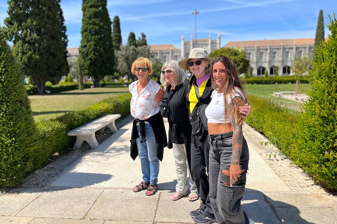 Lisbon Old Town Tour by Tuk Tuk with Local Guide - Portas do Sol: same neighborhood energy, slightly different angle