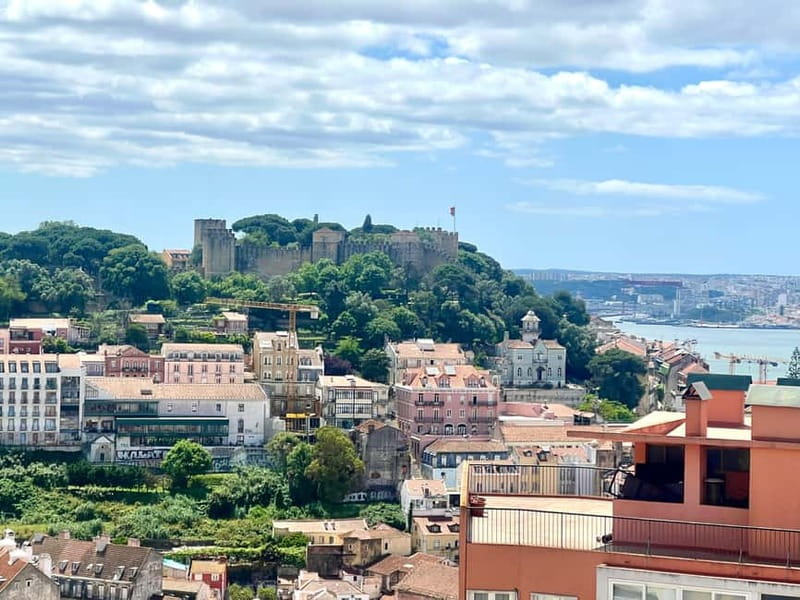 Lisbon Old Town Tuk Tuk Top Experience - Key things I’d prioritize before booking