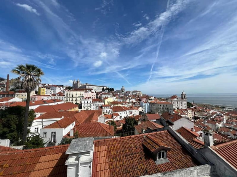 Lisbon Old Town Tuk Tuk Top Experience - Graça and Senhora do Monte: Views That Feel Like a Shortcut