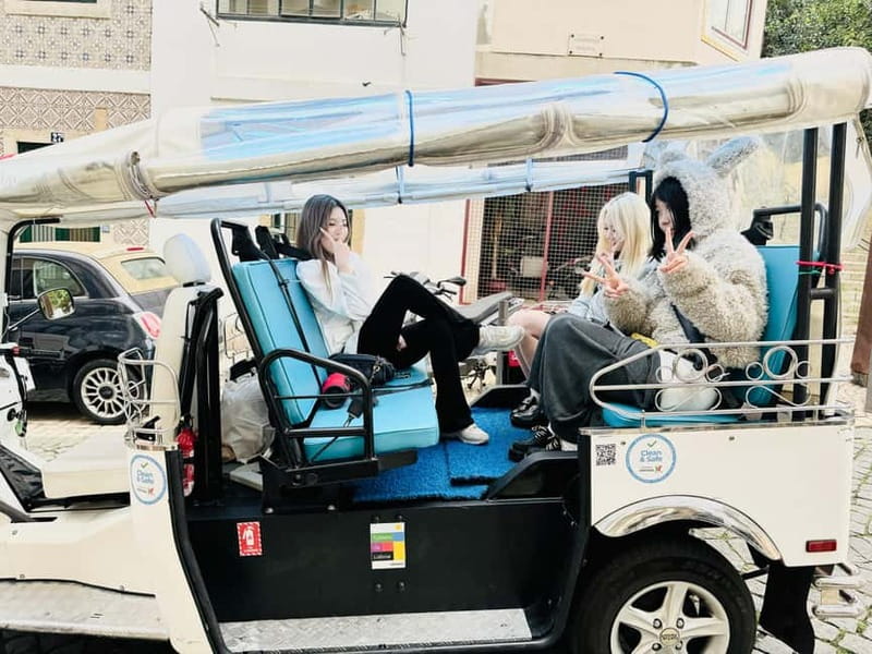 Lisbon: Old Town Tuktuk Tour - Flea market timing: when your route might feel even more local