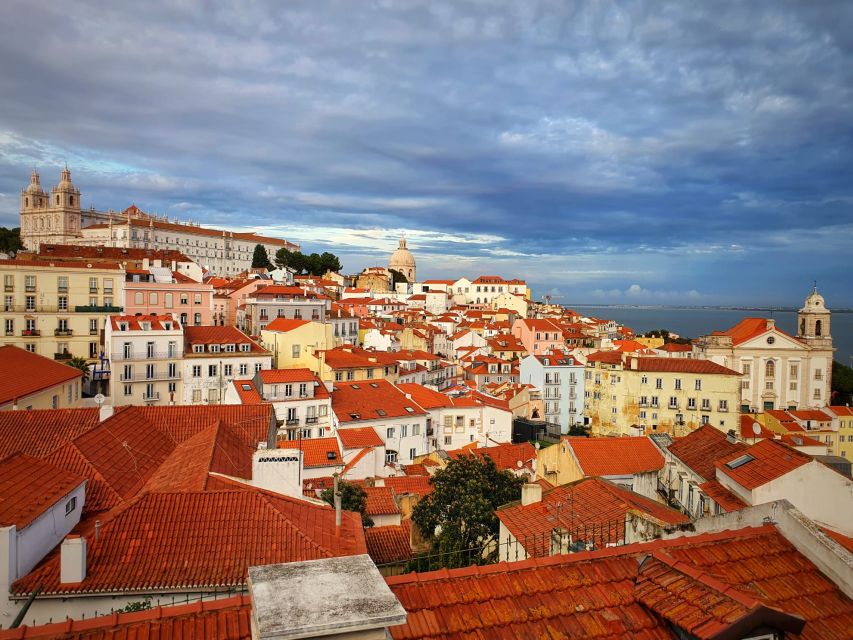 Lisbon: Old Town TukTuk Tour and Scenic Viewpoints in Alfama - Key Points Worth Knowing Before You Go