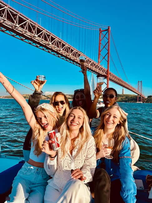 Lisbon On a Sailboat - Cultural Facts and Sailing Experience - Key highlights worth your time