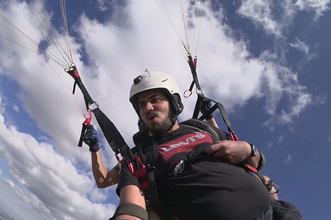 Lisbon Paragliding with Instructor No Experience Required - Pickup option: when it matters and when it doesn’t