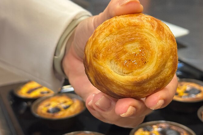Lisbon Pastel de Nata Pastry Class - Where You Meet in Algés and How the 10:00 Start Feels in Real Life